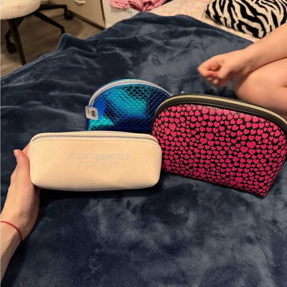 Makeup Bag Bundle - image 1